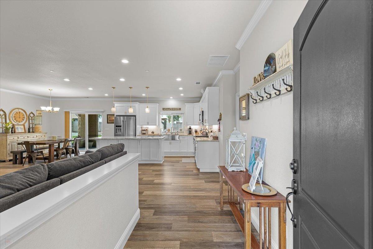 Detail Gallery Image 11 of 64 For 8548 Mcatee St, Valley Springs,  CA 95252 - 3 Beds | 2 Baths