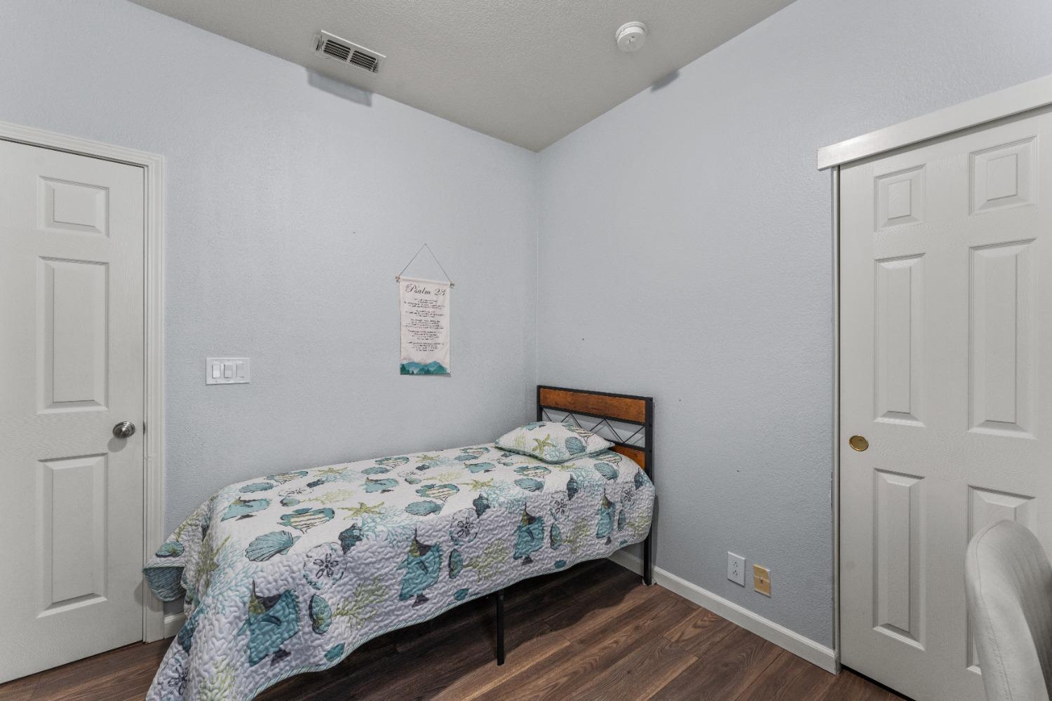 Detail Gallery Image 19 of 31 For 5844 Blue Beech Ct, Antelope,  CA 95843 - 4 Beds | 2 Baths