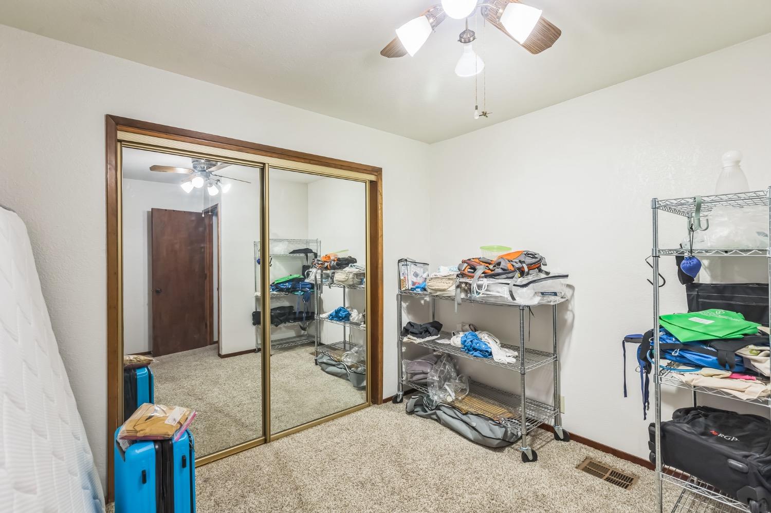Detail Gallery Image 29 of 52 For 5416 Royal Oaks Dr, Oroville,  CA 95966 - 3 Beds | 2/1 Baths