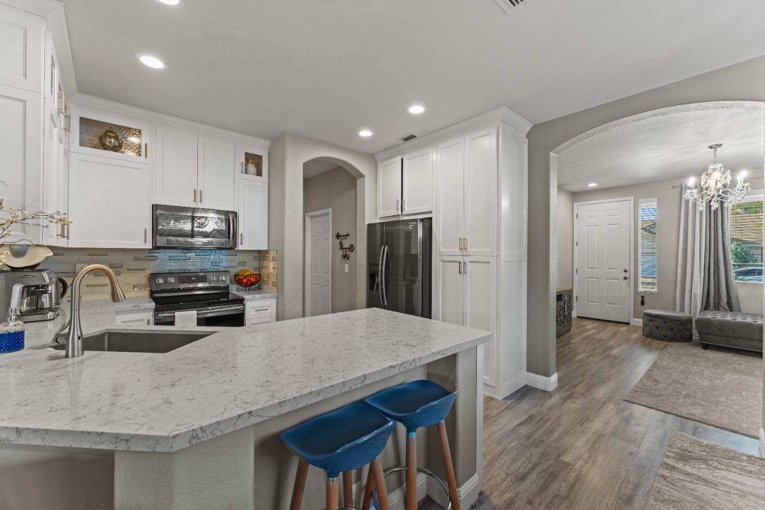Detail Gallery Image 11 of 31 For 5844 Blue Beech Ct, Antelope,  CA 95843 - 4 Beds | 2 Baths