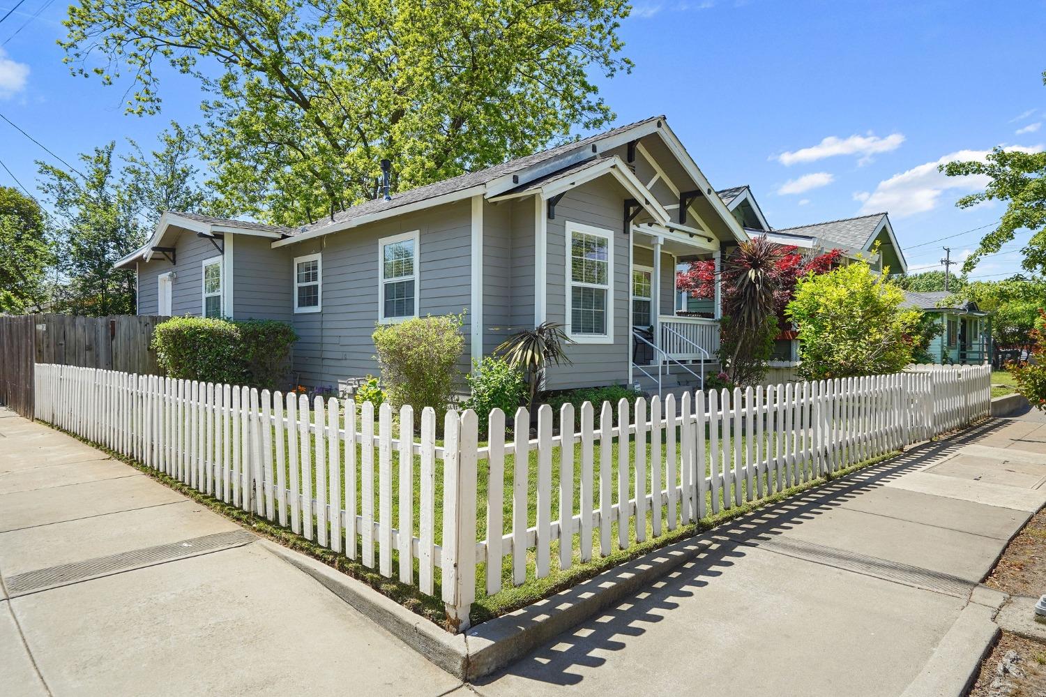 4th Avenue, Sacramento, California image 18