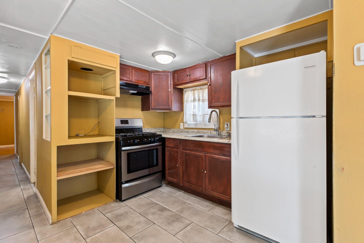 Detail Gallery Image 11 of 27 For 11550 S Harlan Rd 3, Lathrop,  CA 95330 - 2 Beds | 1 Baths