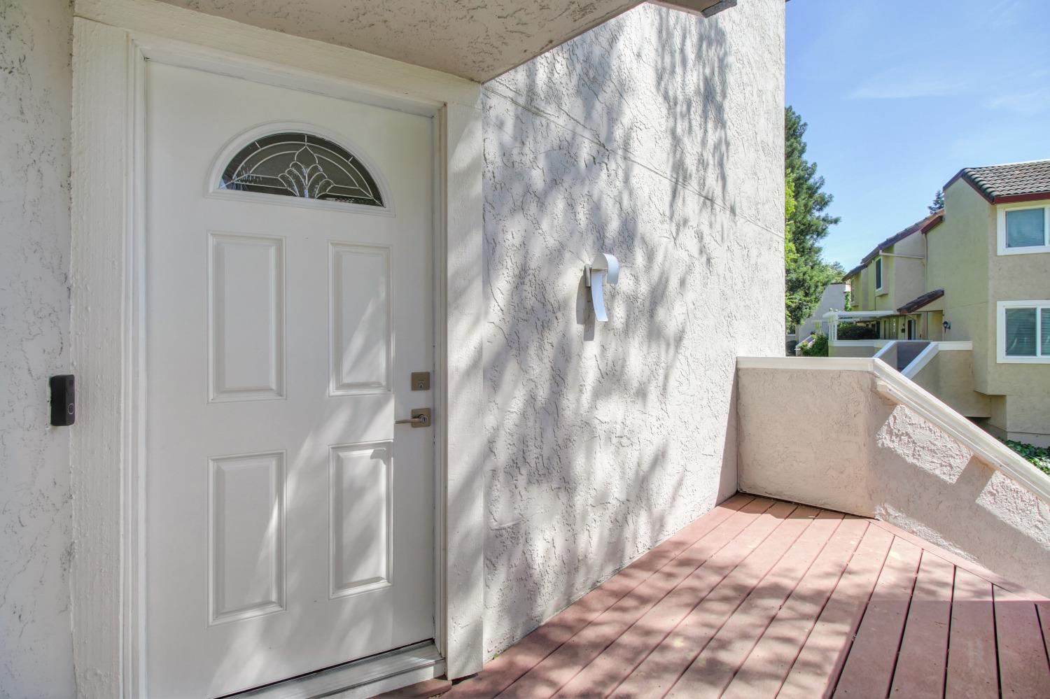 Photo #2: 225058473 Listing 