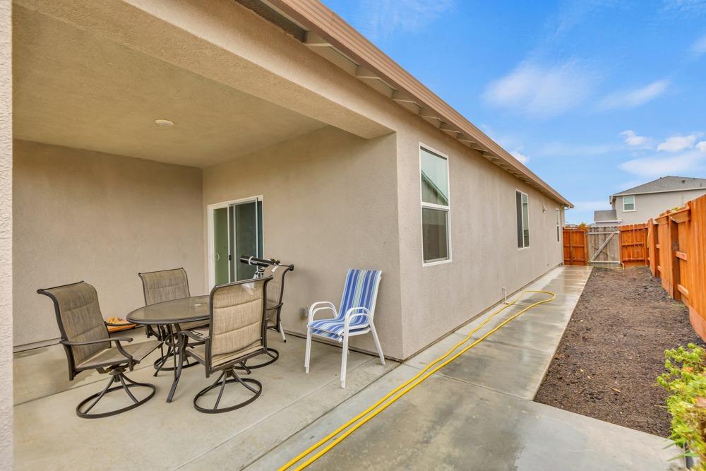 Detail Gallery Image 34 of 41 For 2309 Redhaven St, Linda,  CA 95901 - 4 Beds | 2 Baths