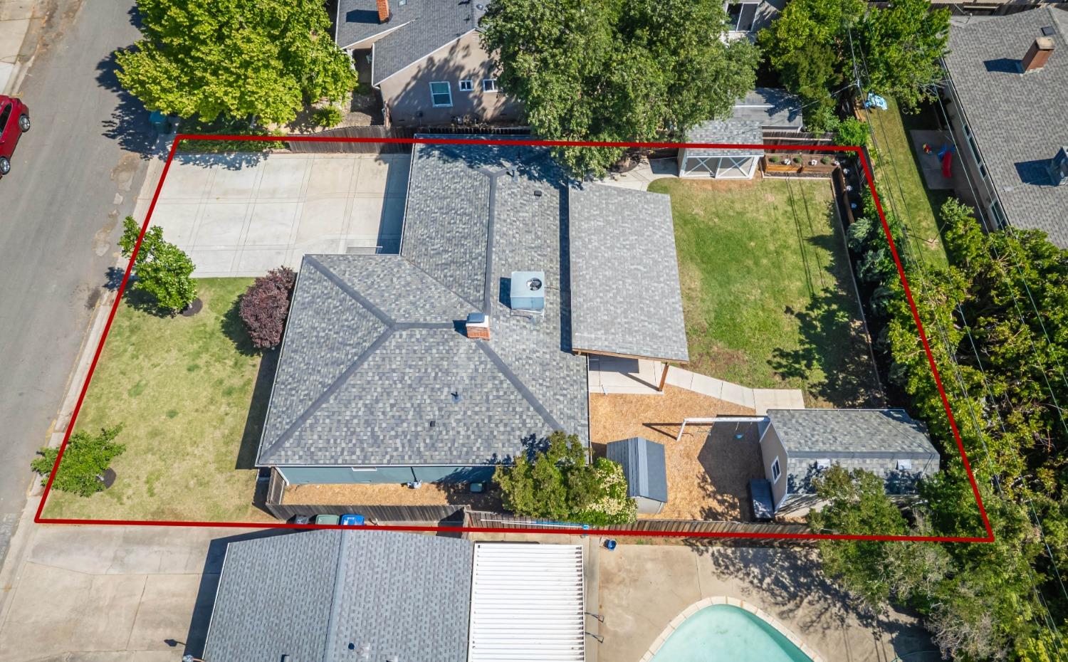 Detail Gallery Image 43 of 57 For 2112 Lorenzo Ln, Sacramento,  CA 95864 - 4 Beds | 2 Baths