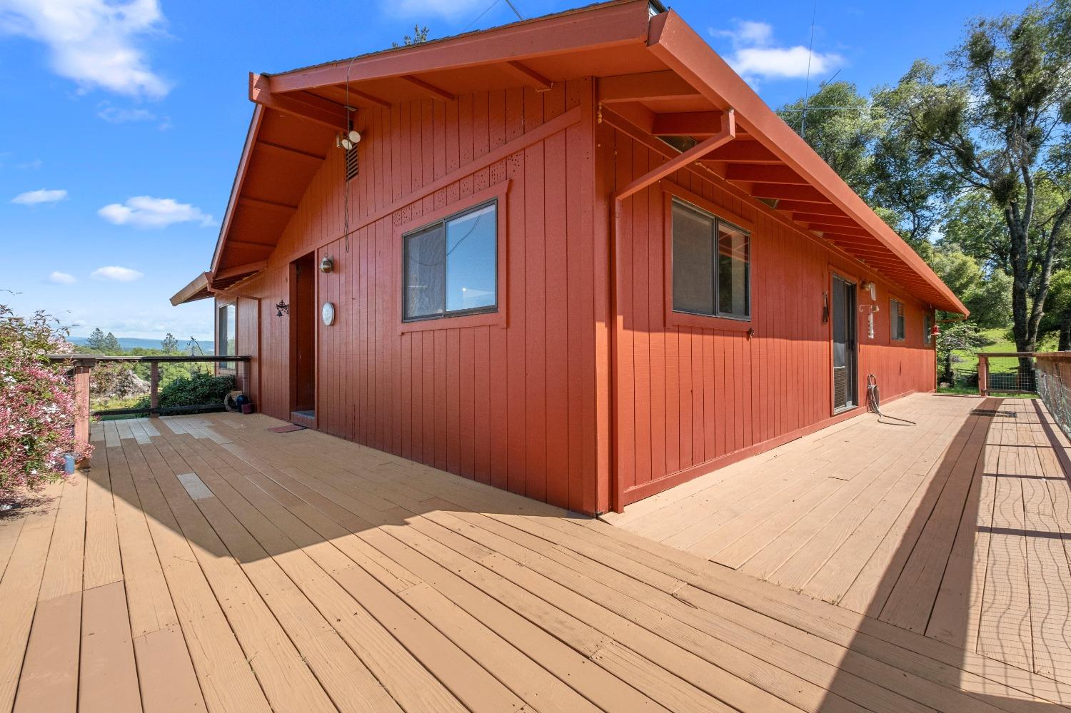 Detail Gallery Image 47 of 94 For 2575 Sand Ridge Rd, Placerville,  CA 95667 - 3 Beds | 2 Baths