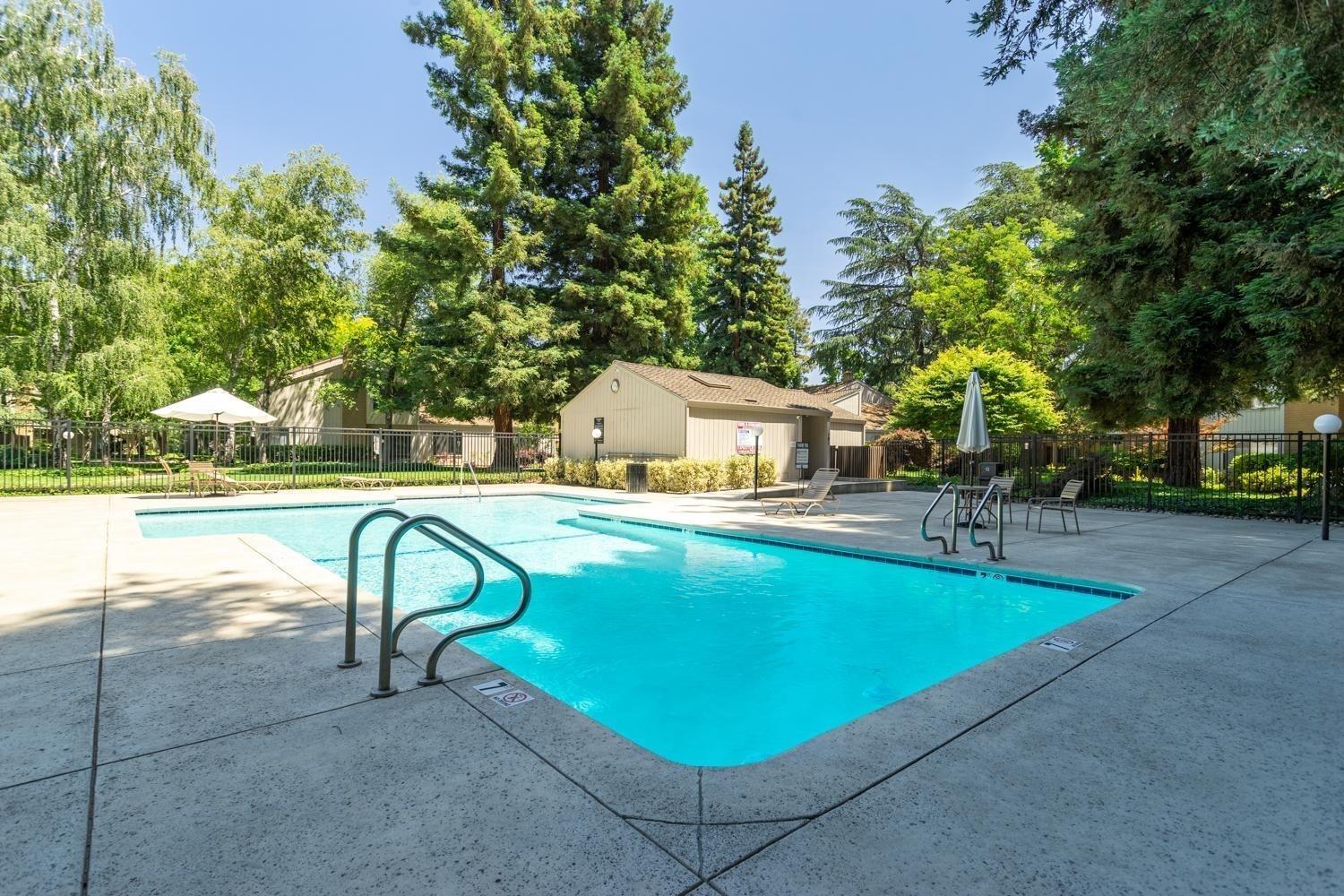 Detail Gallery Image 56 of 57 For 314 Elmhurst Cir, Sacramento,  CA 95825 - 2 Beds | 2/1 Baths