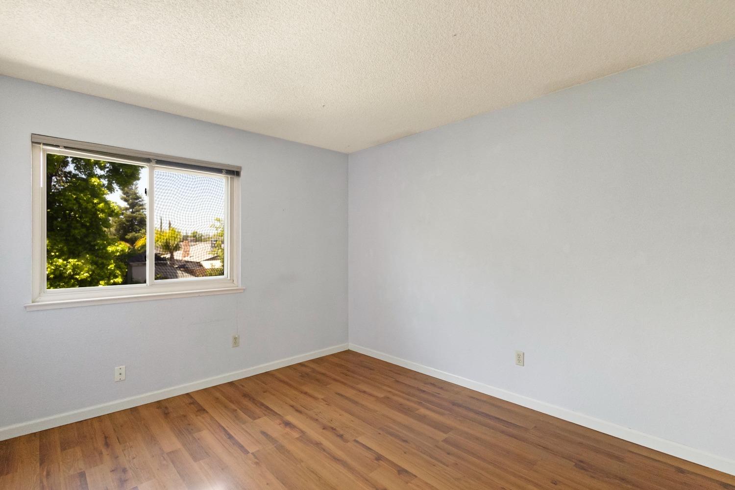 Detail Gallery Image 32 of 52 For 6627 Creekmont Way, Citrus Heights,  CA 95621 - 4 Beds | 2/1 Baths