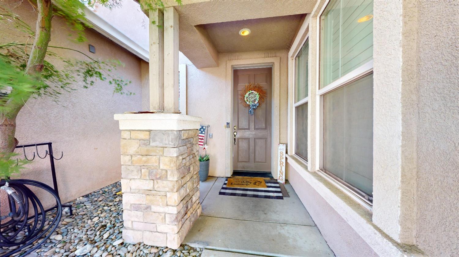Detail Gallery Image 4 of 32 For 2900 Marazan St, Denair,  CA 95316 - 4 Beds | 3 Baths