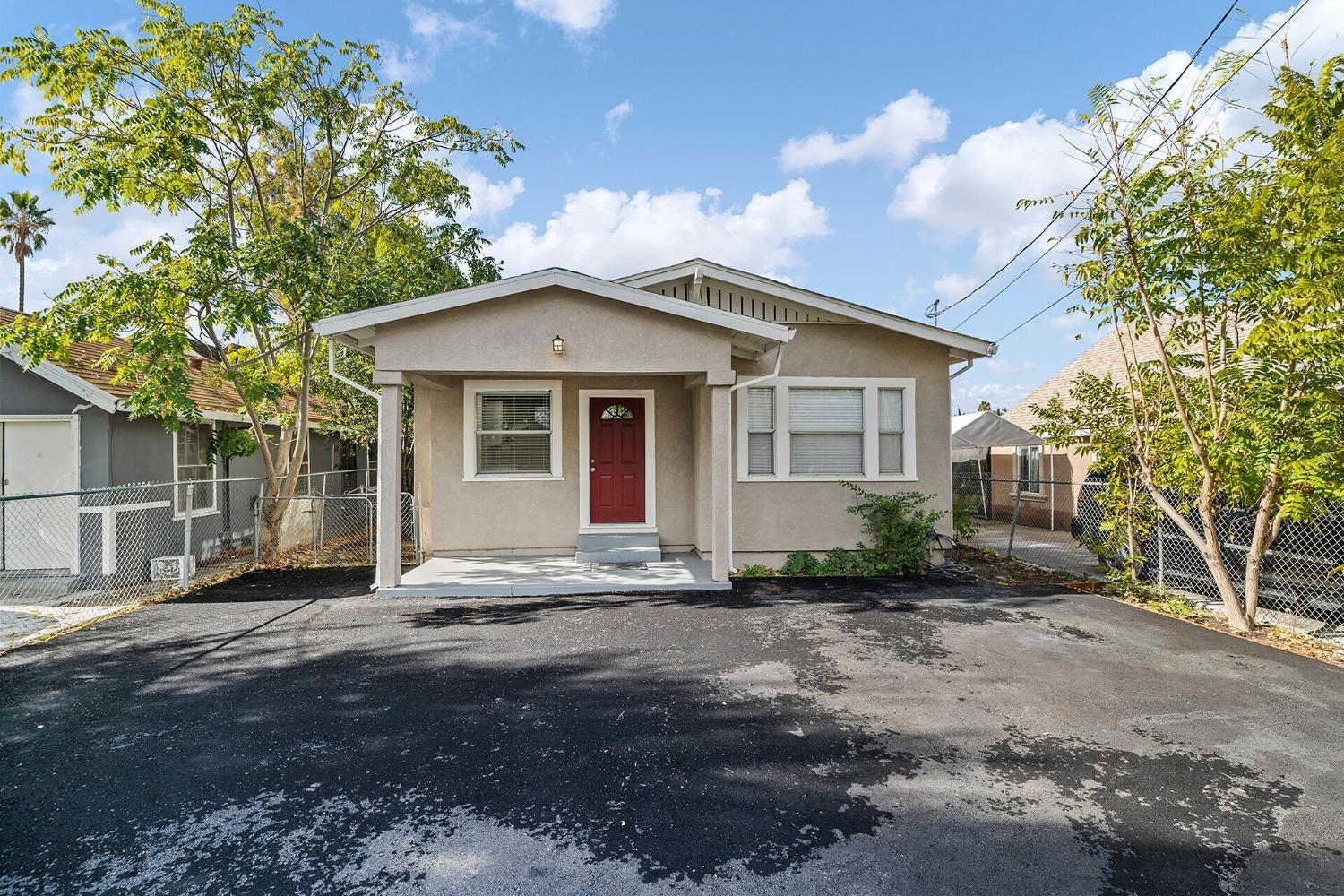 Young Avenue, Stockton CA 95205