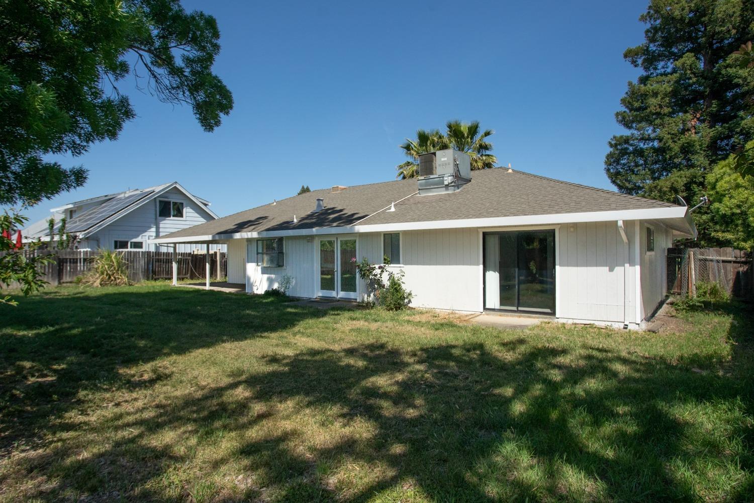 Detail Gallery Image 35 of 37 For 338 Rose Ln, Yuba City,  CA 95993 - 3 Beds | 2 Baths