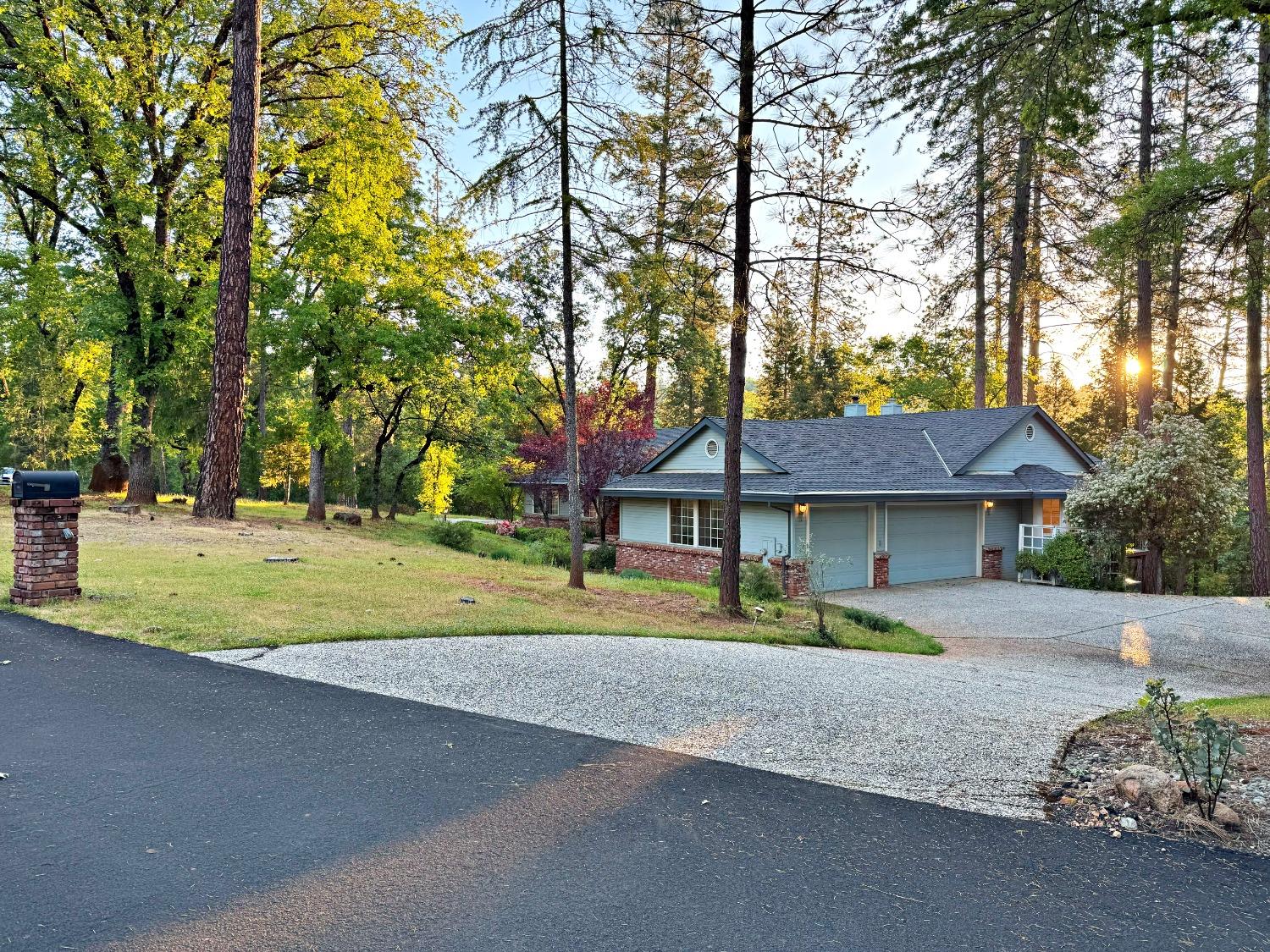 Old Ditch Drive, Placerville, California image 3