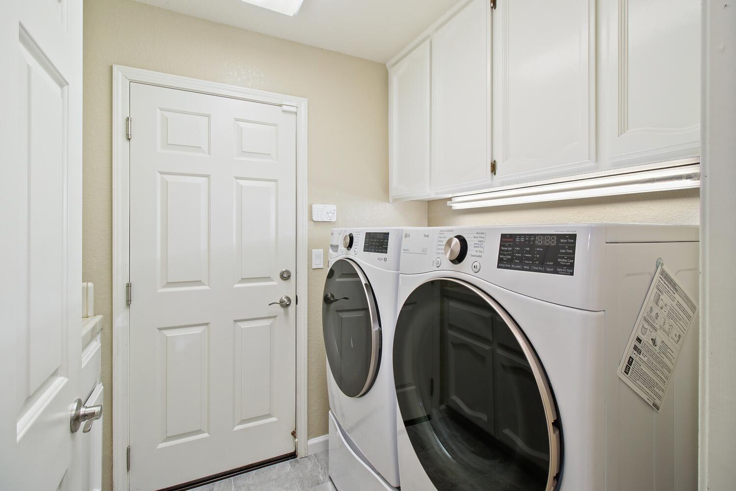 Detail Gallery Image 39 of 76 For 8348 Polo Crosse Ave, Sacramento,  CA 95829 - 5 Beds | 4 Baths