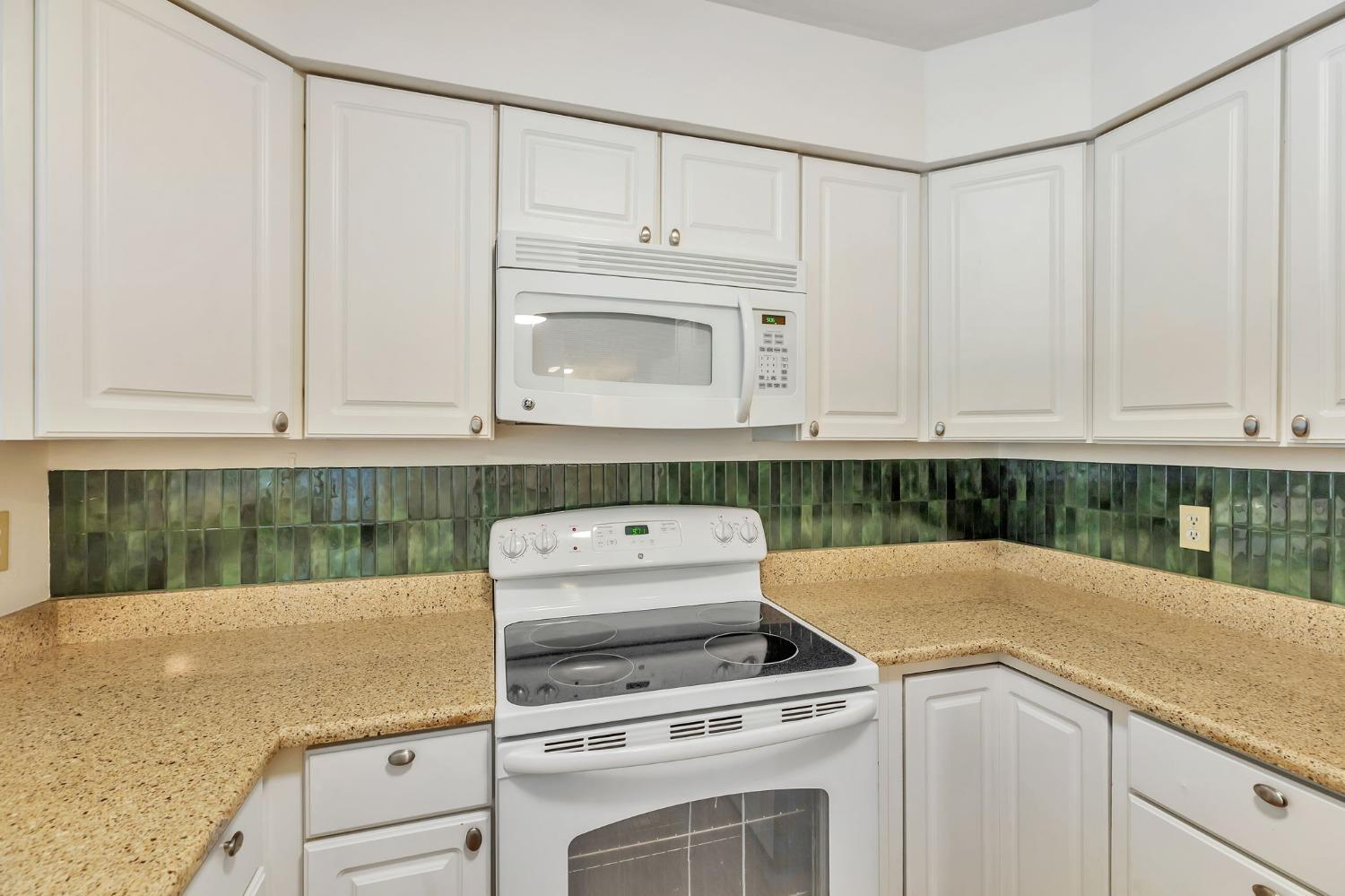 Detail Gallery Image 15 of 36 For 6522 Woodpark Way, Citrus Heights,  CA 95621 - 3 Beds | 2 Baths