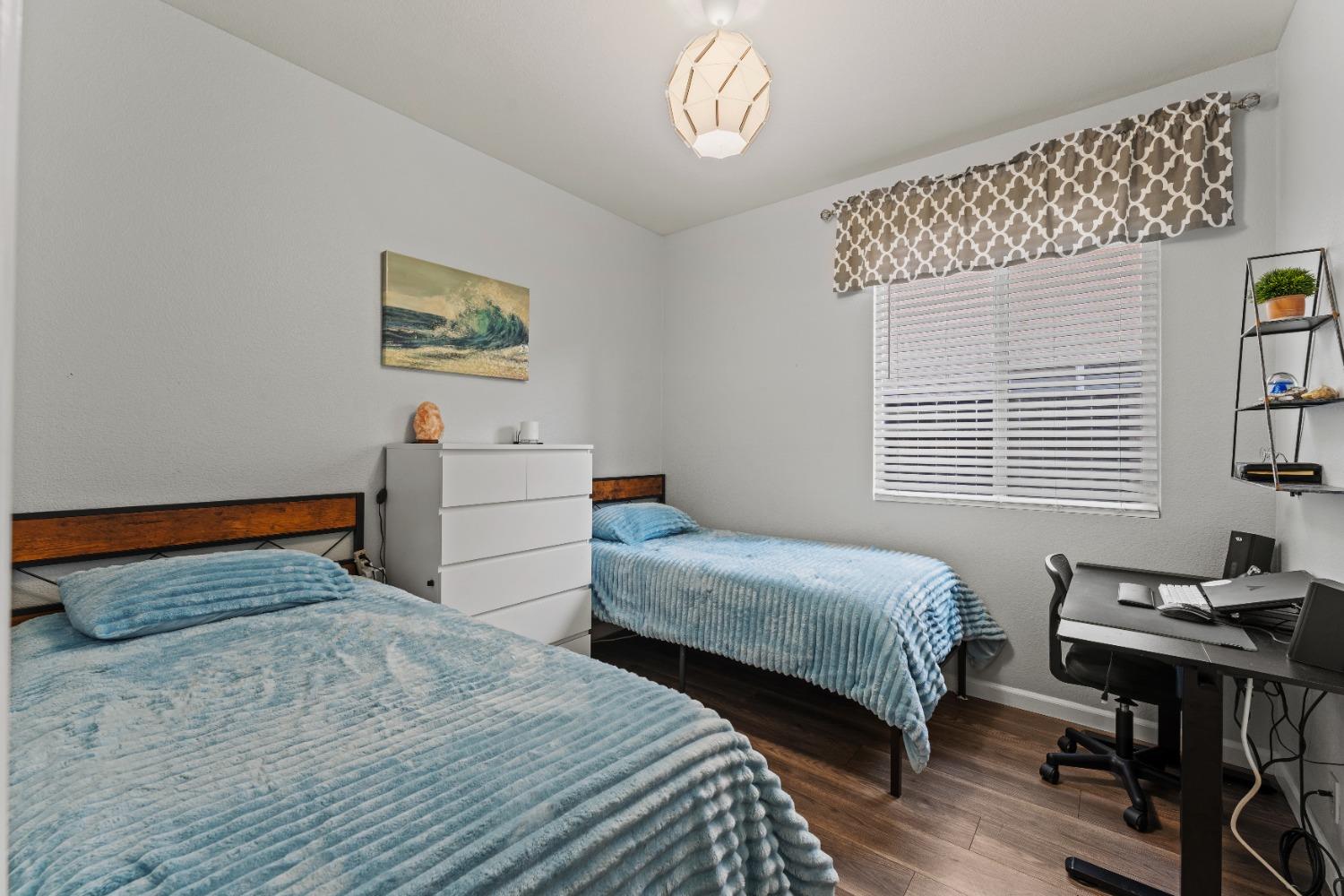 Detail Gallery Image 20 of 31 For 5844 Blue Beech Ct, Antelope,  CA 95843 - 4 Beds | 2 Baths