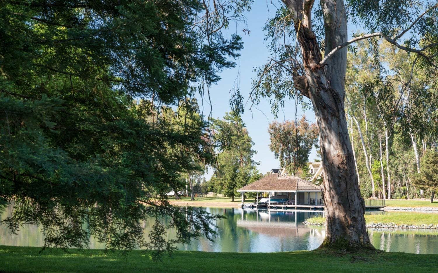 Detail Gallery Image 6 of 8 For 8167 Lavigne Cir, Elk Grove,  CA 95757 - 3 Beds | 2/1 Baths
