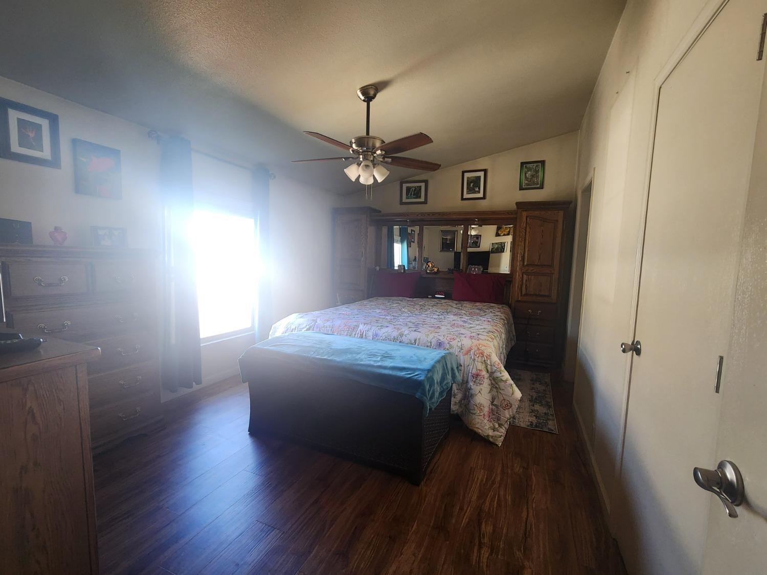 Detail Gallery Image 4 of 11 For 75 La Esperanza Way, Yuba City,  CA 95993 - 3 Beds | 2 Baths