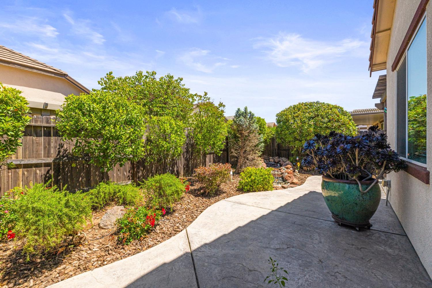 Detail Gallery Image 42 of 54 For 2081 Abby Gate Dr, Roseville,  CA 95747 - 3 Beds | 2 Baths