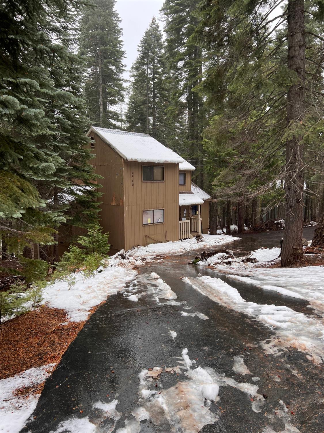 Detail Gallery Image 9 of 15 For 310 Tamarack Way, Strawberry Valley,  CA 95981 - 3 Beds | 2 Baths