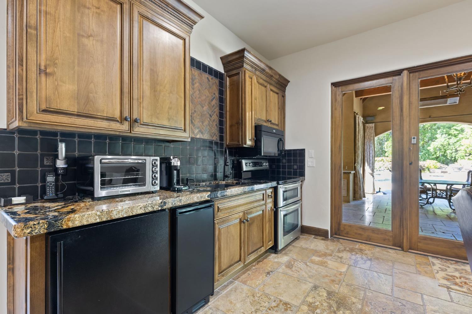 Detail Gallery Image 34 of 61 For 6120 Terracina Ct, Loomis,  CA 95650 - 7 Beds | 6/2 Baths