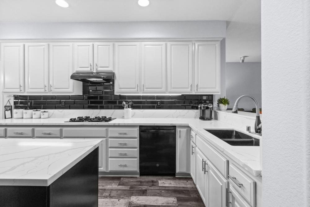 Detail Gallery Image 5 of 38 For 2501 Mabry Dr, Sacramento,  CA 95835 - 4 Beds | 3 Baths