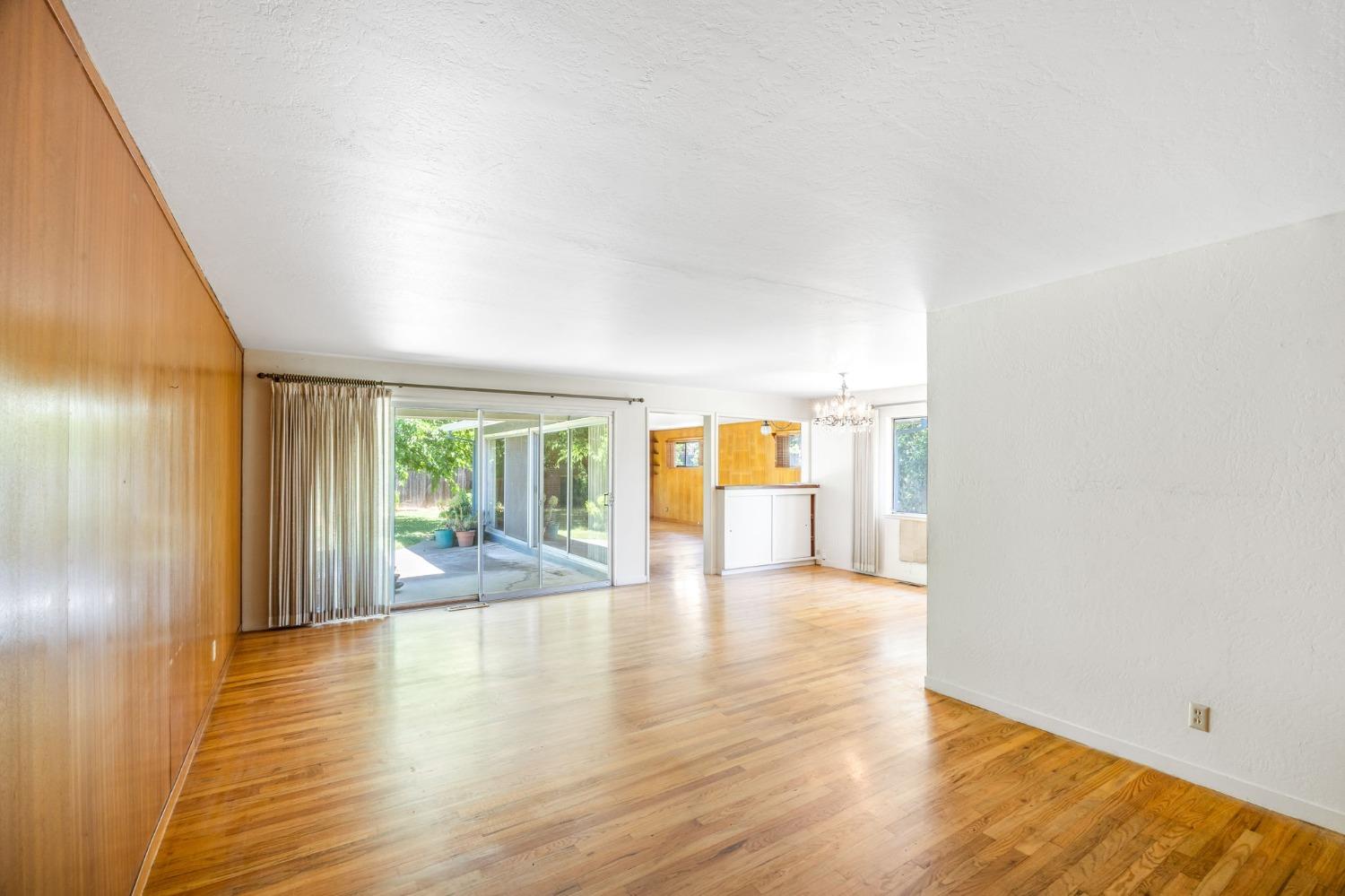 Detail Gallery Image 9 of 40 For 1311 Harley Dr, Woodland,  CA 95695 - 3 Beds | 2 Baths