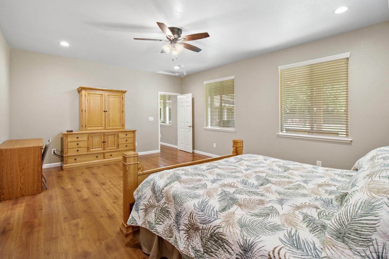 Detail Gallery Image 47 of 76 For 8348 Polo Crosse Ave, Sacramento,  CA 95829 - 5 Beds | 4 Baths