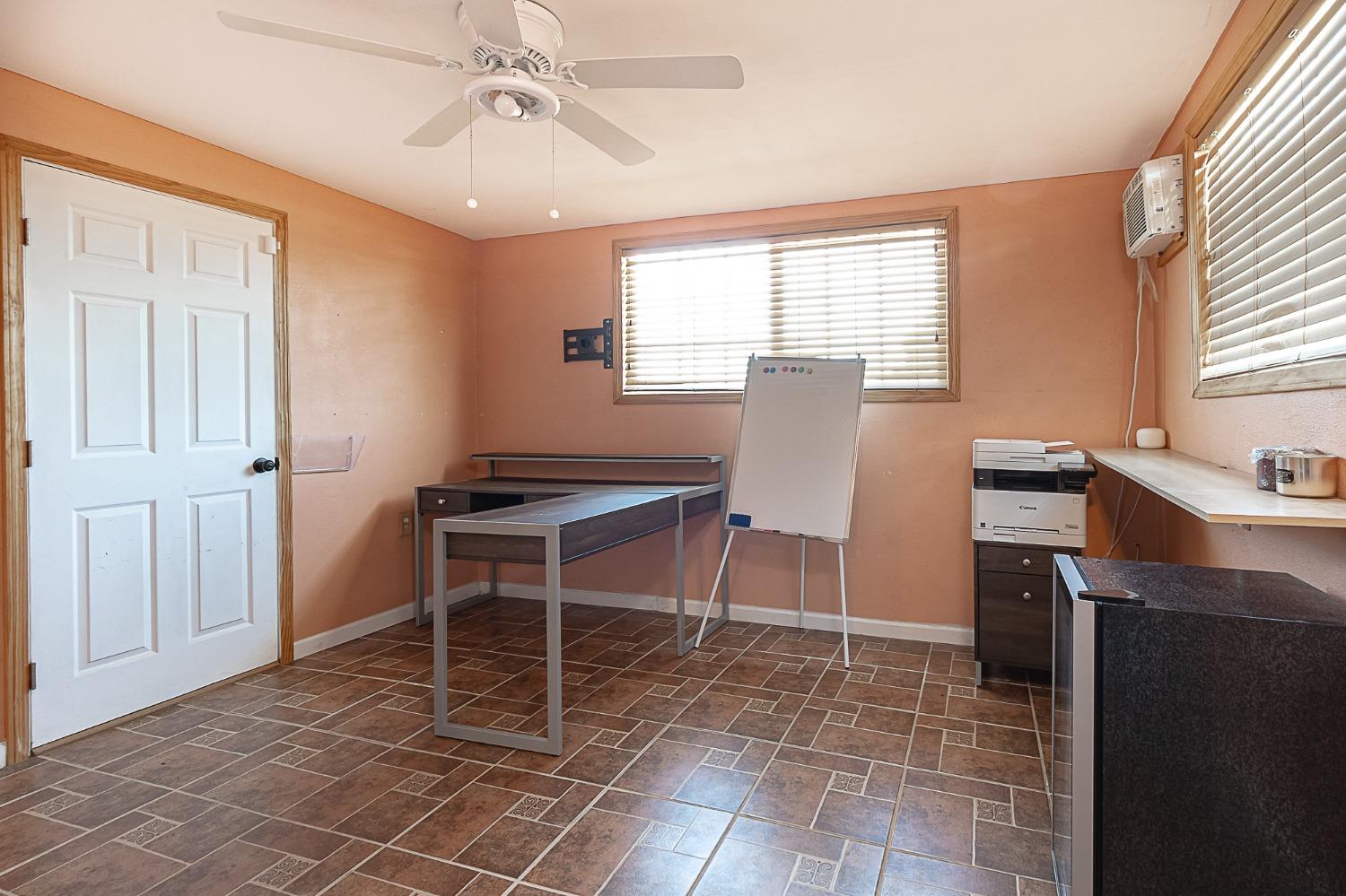Detail Gallery Image 25 of 31 For 1017 East Ave, Gustine,  CA 95322 - 3 Beds | 2 Baths