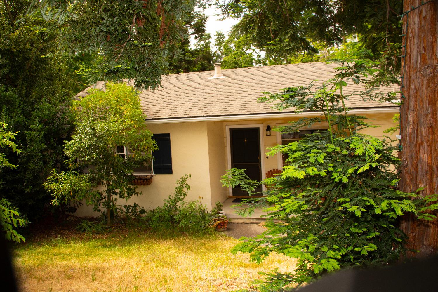 Detail Gallery Image 2 of 11 For 2729 Kinney Dr, Lafayette,  CA 94595 - 2 Beds | 1 Baths