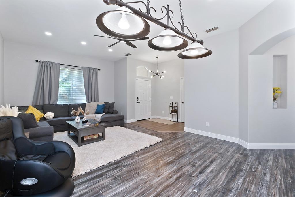 Detail Gallery Image 23 of 32 For 1129 Twinberry St, Plumas Lake,  CA 95961 - 3 Beds | 2 Baths