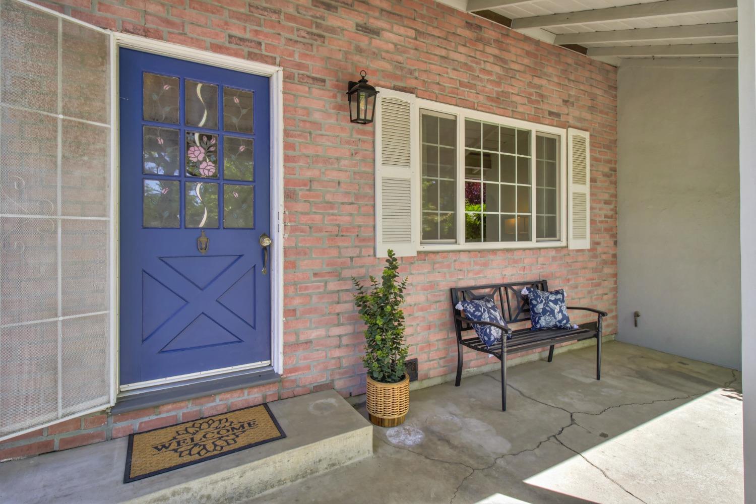 Detail Gallery Image 5 of 73 For 1837 Drew Ct, Carmichael,  CA 95608 - 4 Beds | 2 Baths