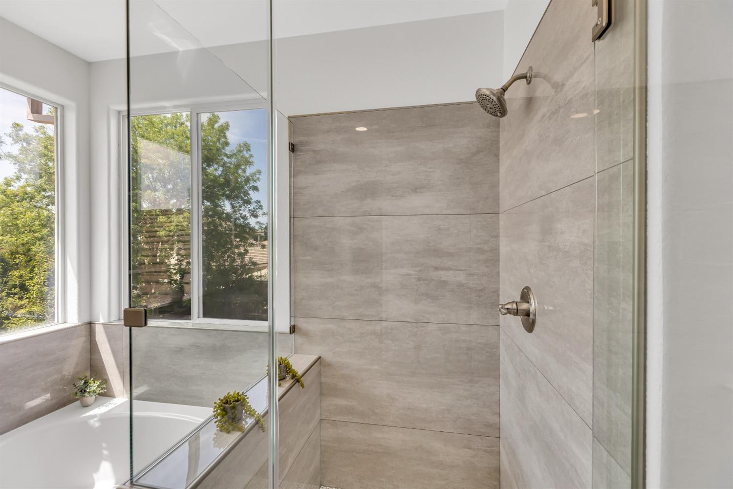 Detail Gallery Image 48 of 68 For 5409 Friesian Way, Elk Grove,  CA 95757 - 4 Beds | 2/1 Baths