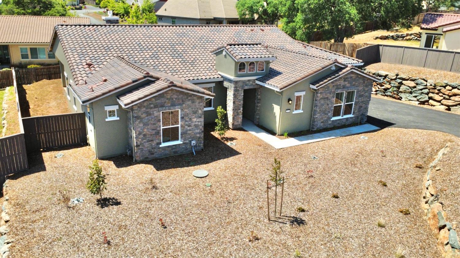Detail Gallery Image 3 of 55 For 8642 Zinfandel Pkwy, Plymouth,  CA 95669 - 3 Beds | 3/1 Baths