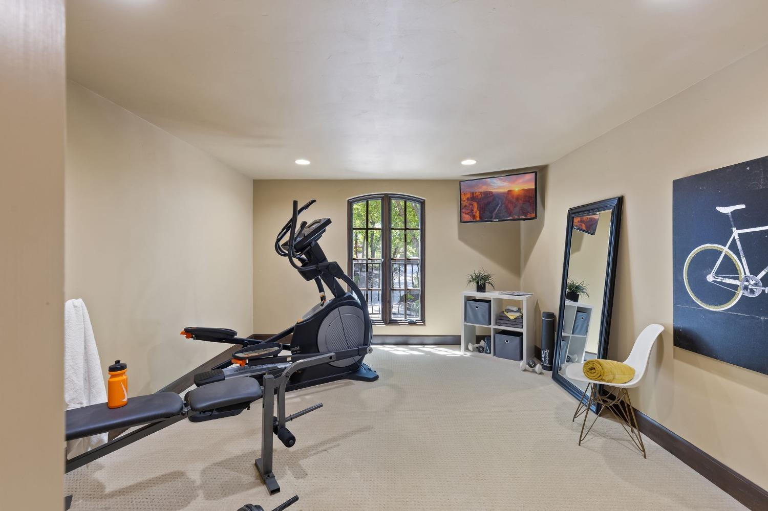 Detail Gallery Image 31 of 61 For 6120 Terracina Ct, Loomis,  CA 95650 - 7 Beds | 6/2 Baths