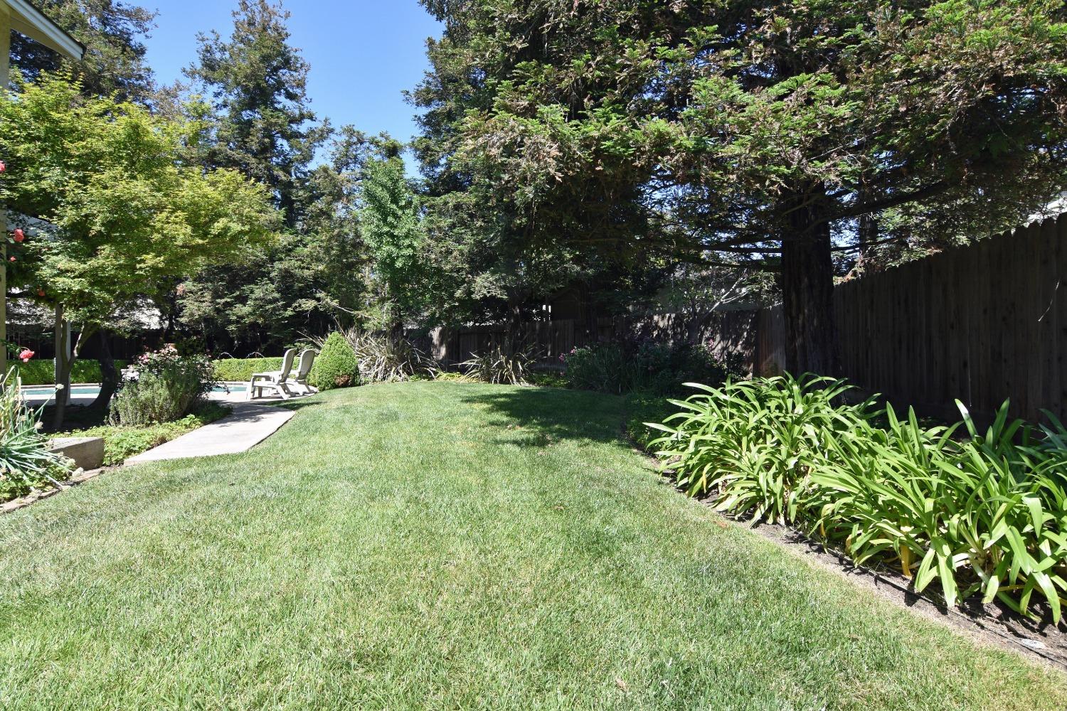Detail Gallery Image 32 of 46 For 1070 Button Ct, Turlock,  CA 95382 - 5 Beds | 3 Baths
