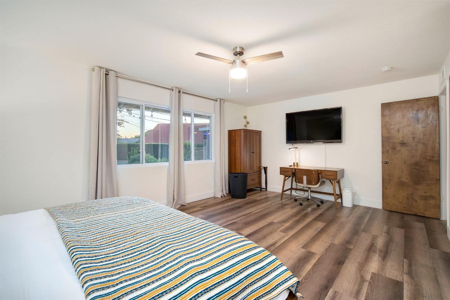 Detail Gallery Image 21 of 43 For 7105 Ansley Ct, Citrus Heights,  CA 95621 - 5 Beds | 3 Baths