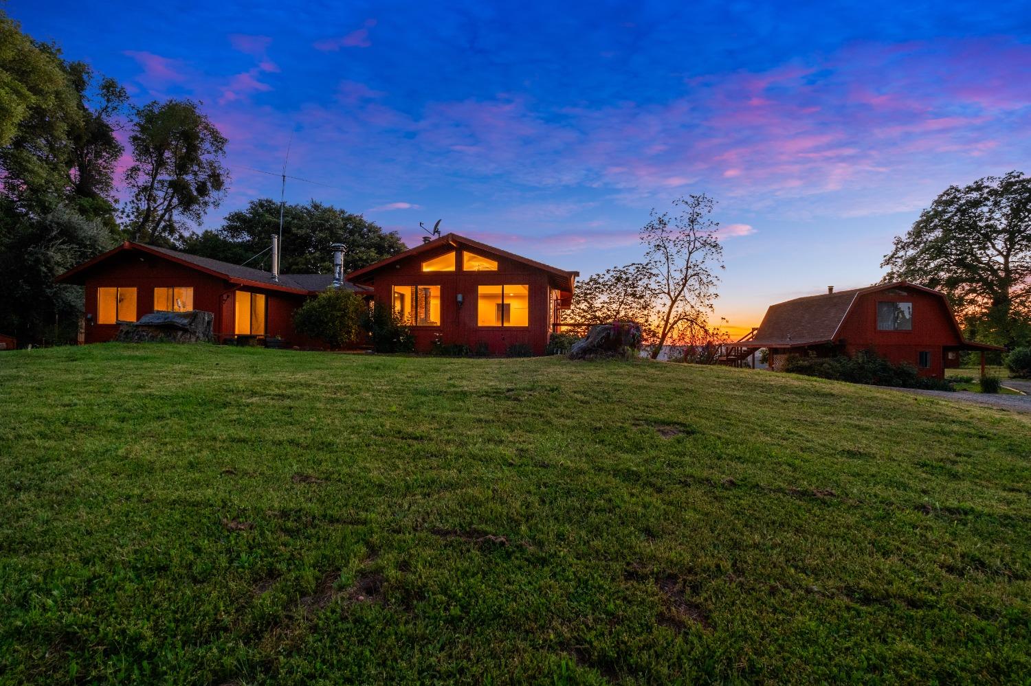Detail Gallery Image 2 of 94 For 2575 Sand Ridge Rd, Placerville,  CA 95667 - 3 Beds | 2 Baths