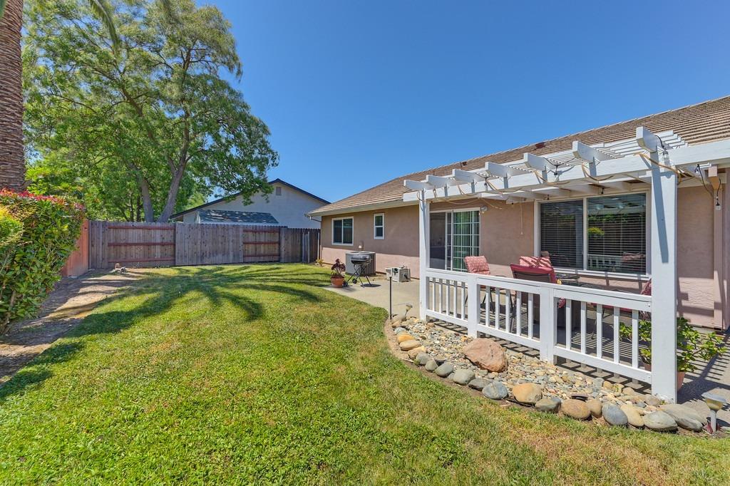 Detail Gallery Image 19 of 21 For 9020 Amador Valley Ct, Sacramento,  CA 95829 - 3 Beds | 2 Baths