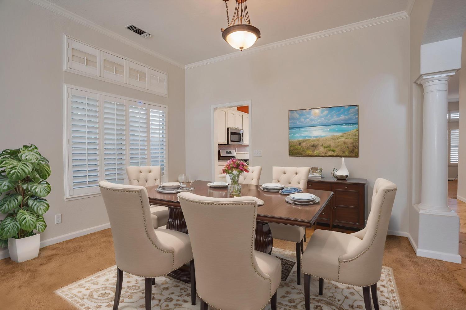 Detail Gallery Image 4 of 47 For 9034 Acorn Ridge Cir, Elk Grove,  CA 95758 - 4 Beds | 2 Baths