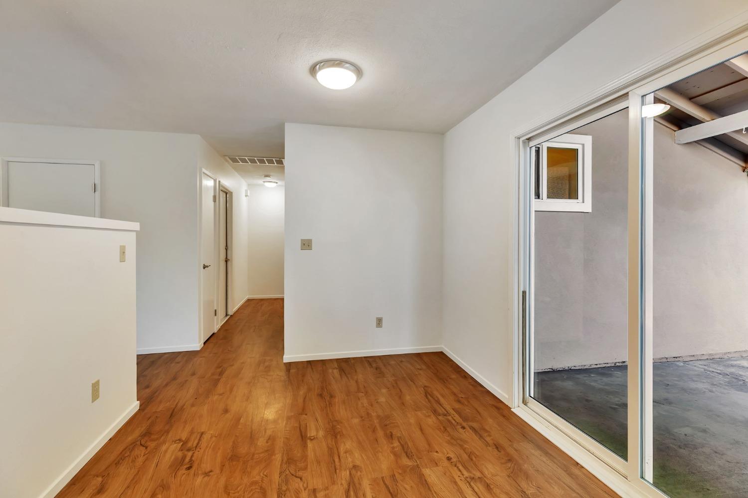 Detail Gallery Image 10 of 36 For 6522 Woodpark Way, Citrus Heights,  CA 95621 - 3 Beds | 2 Baths