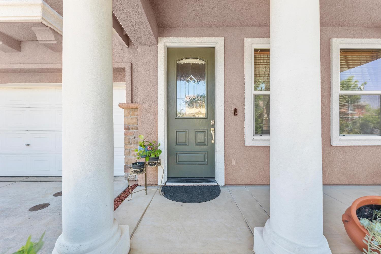 Detail Gallery Image 5 of 54 For 3034 Trap Rock Way, Sacramento,  CA 95835 - 3 Beds | 2/1 Baths