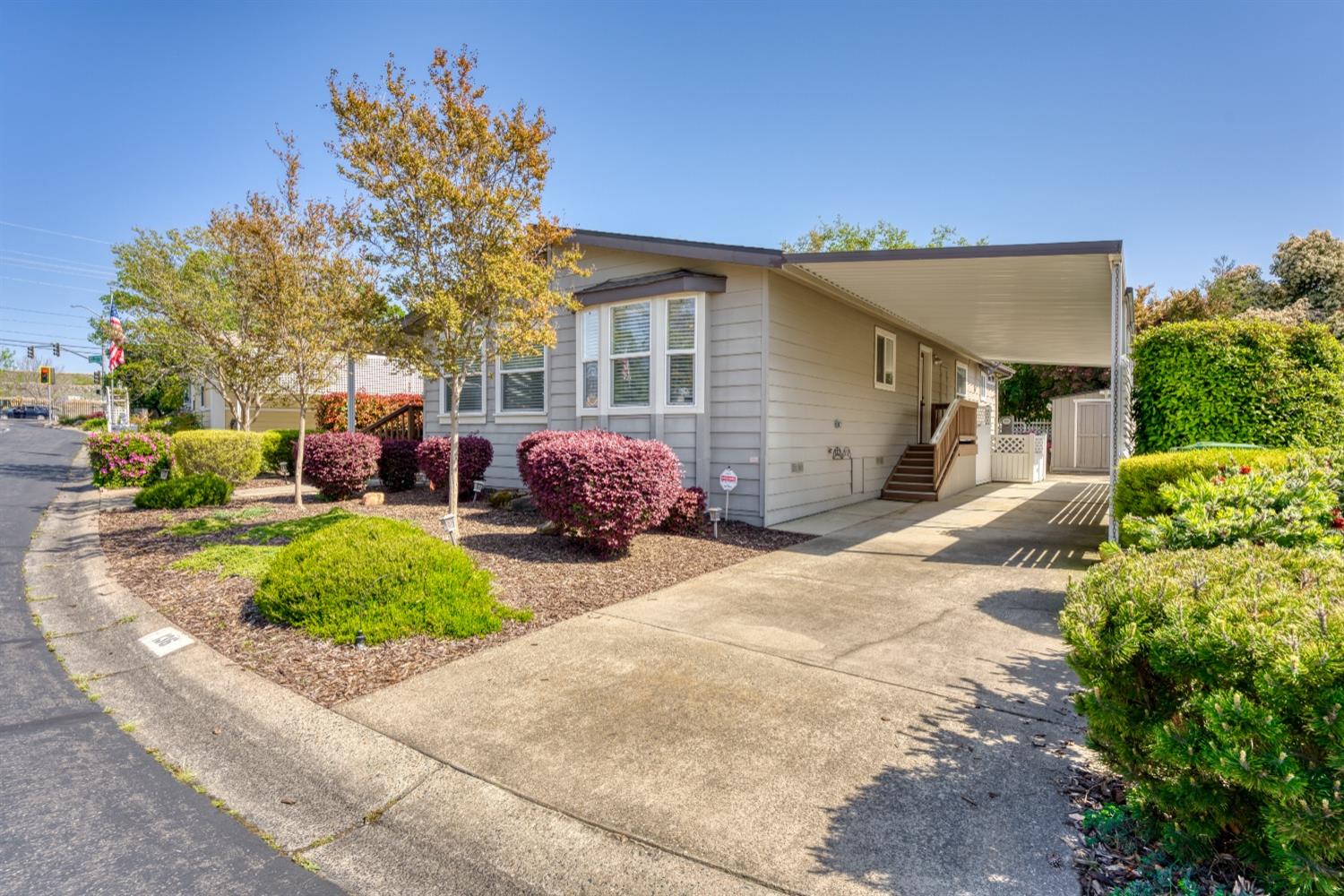Detail Gallery Image 54 of 58 For 136 Pinebrook Dr, Folsom,  CA 95630 - 2 Beds | 2 Baths
