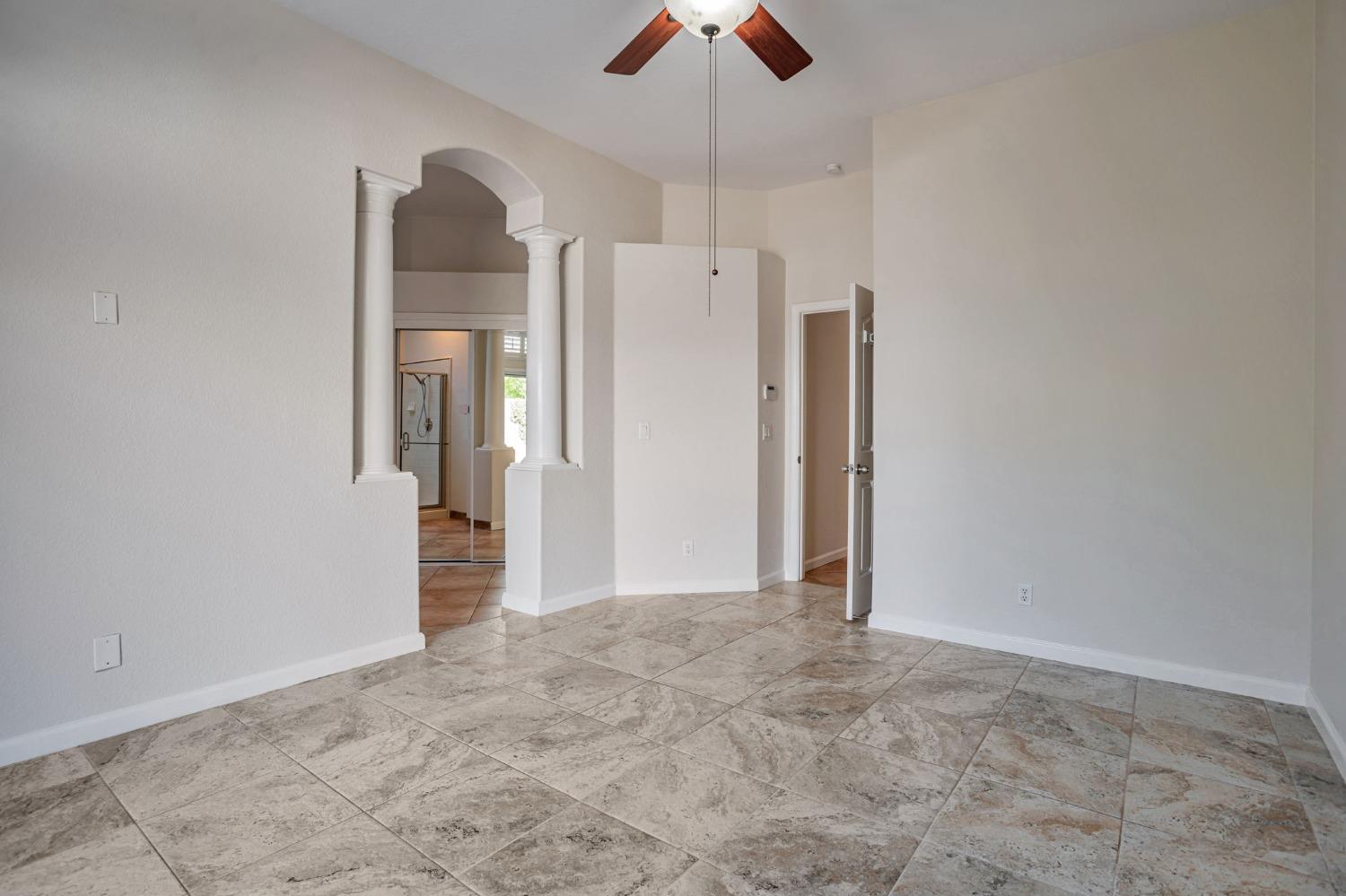 Detail Gallery Image 28 of 47 For 9034 Acorn Ridge Cir, Elk Grove,  CA 95758 - 4 Beds | 2 Baths