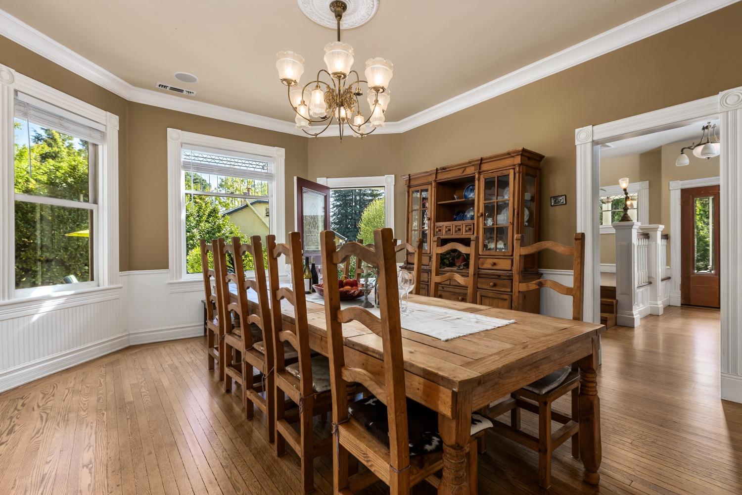 Detail Gallery Image 11 of 59 For 358 Mill St, Grass Valley,  CA 95945 - 8 Beds | 9 Baths