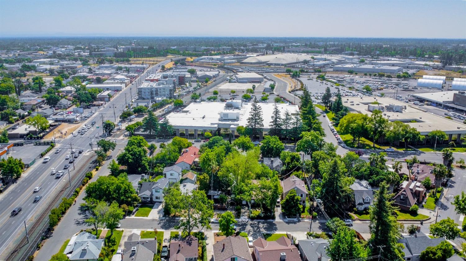 Detail Gallery Image 40 of 42 For 2172 Oakmont St, Sacramento,  CA 95815 - 2 Beds | 1 Baths