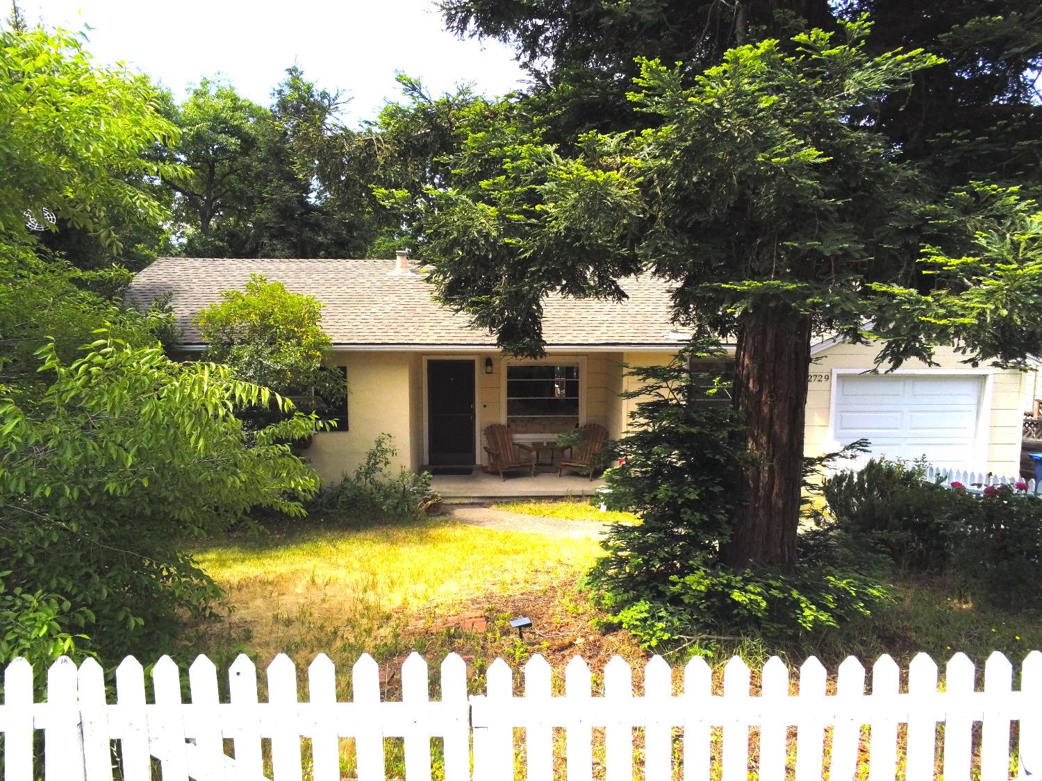Detail Gallery Image 1 of 11 For 2729 Kinney Dr, Lafayette,  CA 94595 - 2 Beds | 1 Baths