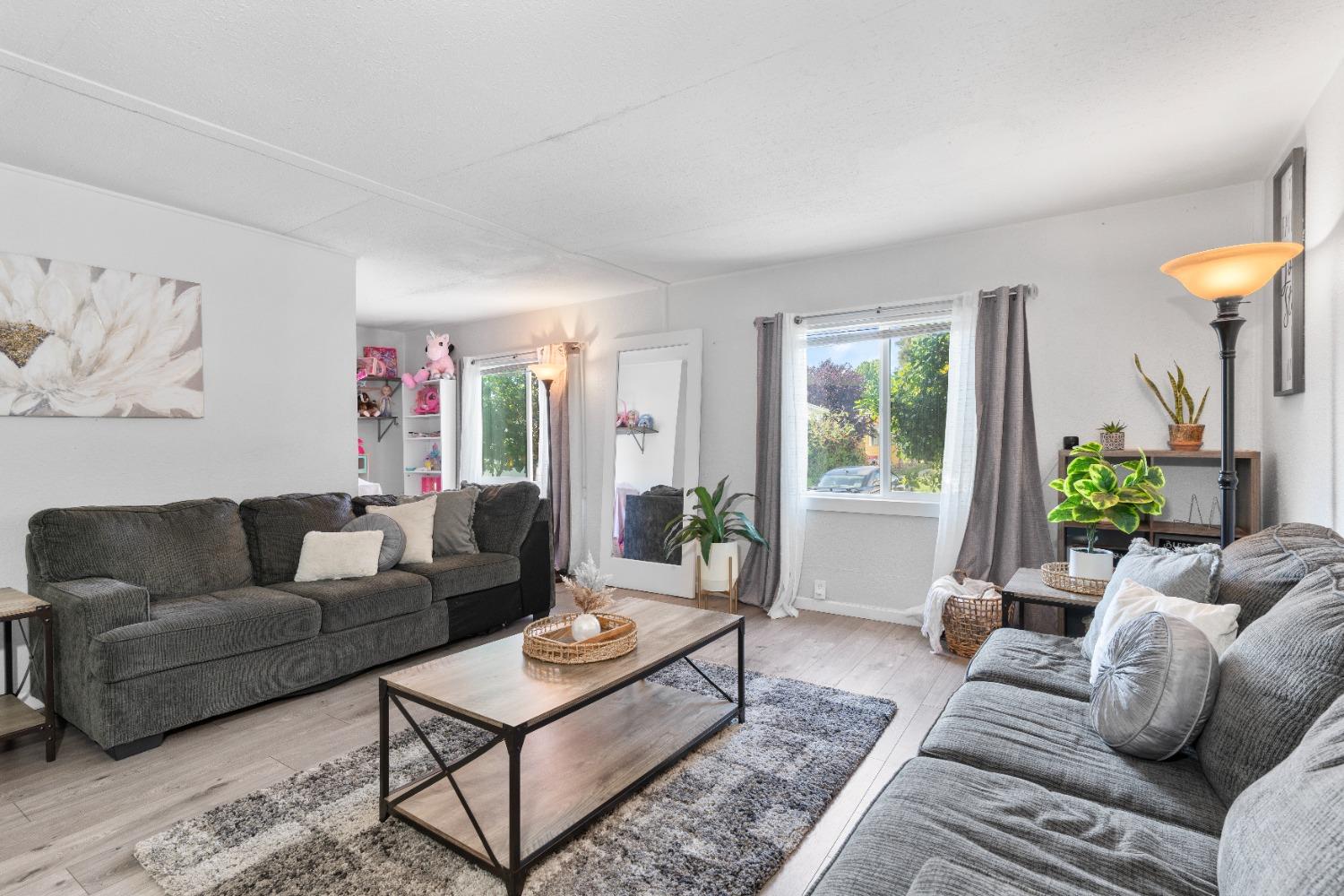 Detail Gallery Image 21 of 31 For 19690 N Hwy 99 27, Acampo,  CA 95220 - 3 Beds | 2 Baths