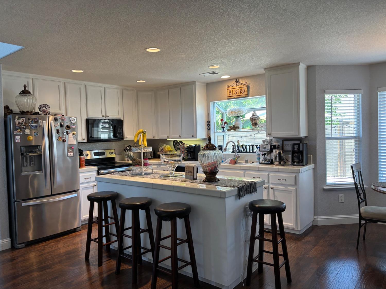 Detail Gallery Image 5 of 30 For 1617 Heath Way, Ceres,  CA 95307 - 4 Beds | 2/1 Baths