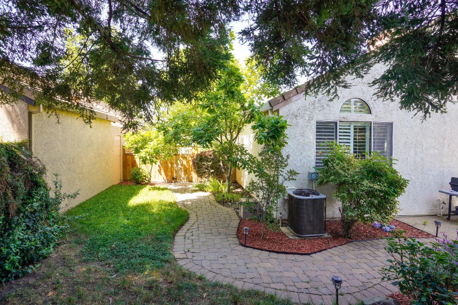Union Street, Roseville, California image 35