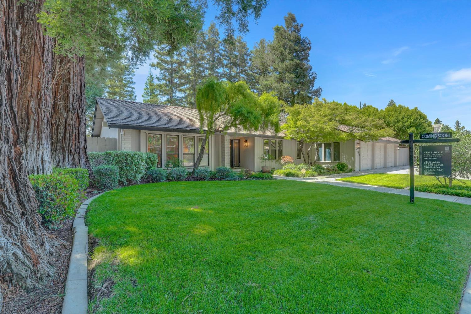 Detail Gallery Image 4 of 52 For 1900 Simon Dr, Turlock,  CA 95382 - 4 Beds | 2/1 Baths